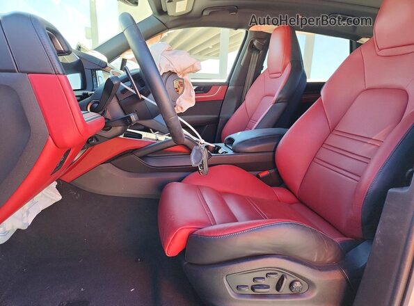 WP1AL2AY8SDA19367 2025 PORSCHE CAYENNE White Widok wnętrza z przodu
