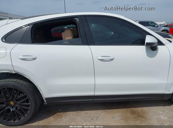 WP1BA2AY1NDA47459 2022 PORSCHE CAYENNE White სალონის 360-გრადუსიანი ხედი