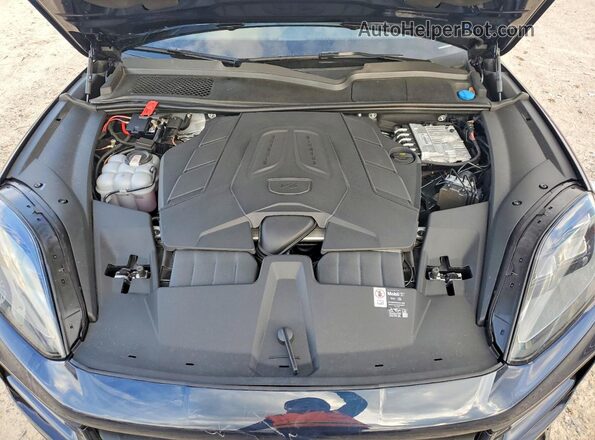 WP1BA2AY3SDA32585 2025 PORSCHE CAYENNE Blue Widok komory silnika