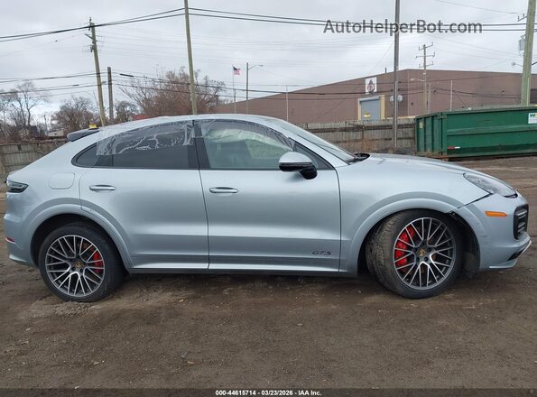 WP1BG2AY3MDA49131 2021 PORSCHE CAYENNE Silver Widok wnętrza z tyłu