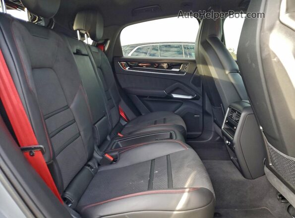 WP1BG2AY8SDA45069 2025 PORSCHE CAYENNE Gray 