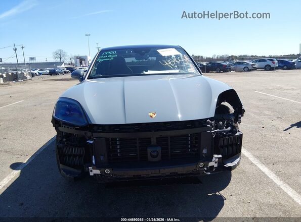 WP1BM2AY9RDA71098 2024 PORSCHE CAYENNE Gray Սարքավորումների վահանակի տեսք