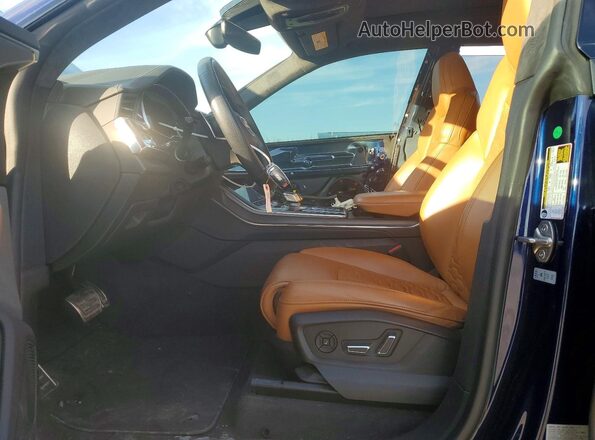 WU1ARBF11ND010576 2022 AUDI RS Blue Vista interior delantera
