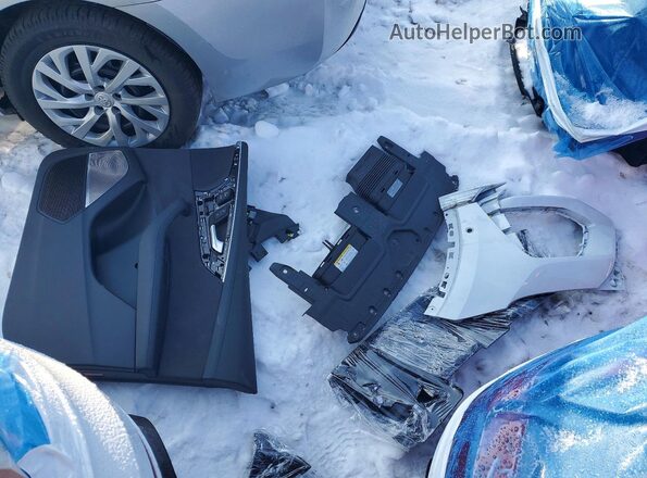 WU1ARBF11PD029650 2023 AUDI RS White Շարժիչի բաժամունքի տեսք