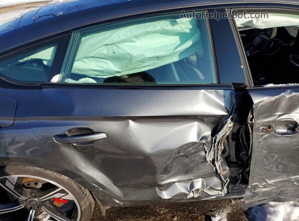 WUAAWDF51SA902105 2025 AUDI RS5 Gray Հետևի նստատեղերի տեսք