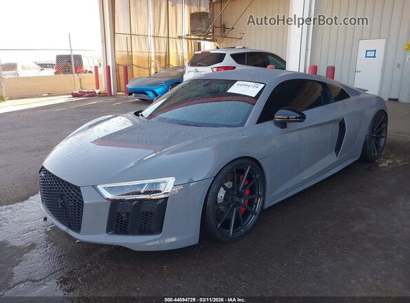 WUABAAFX5J7902204 2018 AUDI R8 Gray წინა მარცხენა ხედი სამი მეოთხედიდან