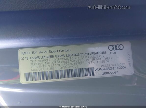 WUABAAFX5J7902204 2018 AUDI R8 Gray ძრავის განყოფილების ხედი