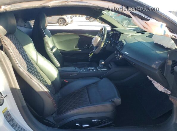 WUAEEAFX7L7901916 2020 AUDI R8 Синий Вид задних сидений