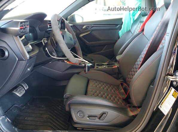 WUAGWDGYXSA911128 2025 AUDI RS3 Black წინა სალონის ხედი