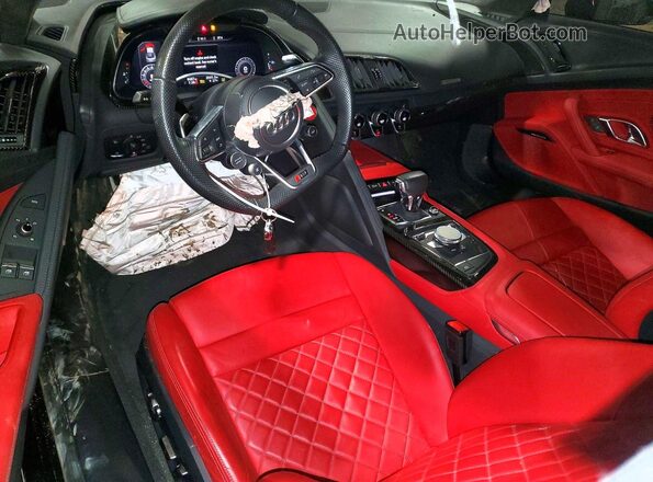 WUAKBAFX4M7901384 2021 AUDI R8 Black Vista del salpicadero