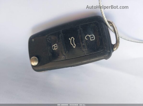 WVGAV7AX2GW583569 2016 VOLKSWAGEN TIGUAN Белый Вид панели приборов