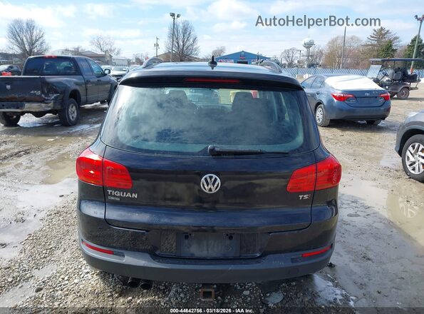 WVGAV7AX2HK042014 2017 VOLKSWAGEN TIGUAN Black 