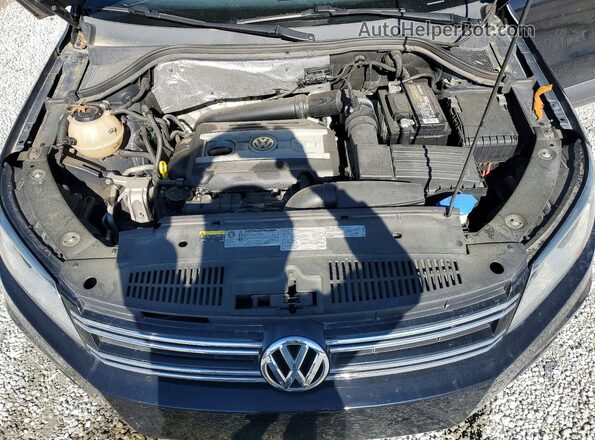 WVGAV7AX9JK000476 2018 VOLKSWAGEN TIGUAN Black Widok komory silnika