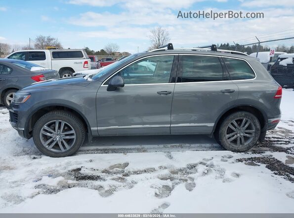 WVGEF9BP5GD012310 2016 VOLKSWAGEN TOUAREG Gray Vista interior de 360 grados