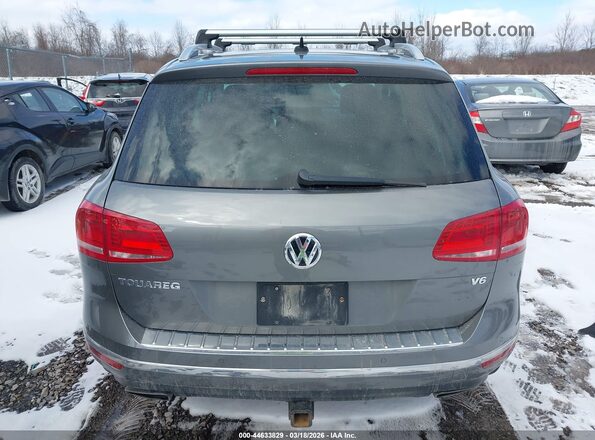 WVGEF9BP5GD012310 2016 VOLKSWAGEN TOUAREG Gray 