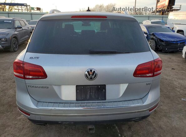 WVGEF9BP7GD010185 2016 VOLKSWAGEN TOUAREG Silver Vista trasera