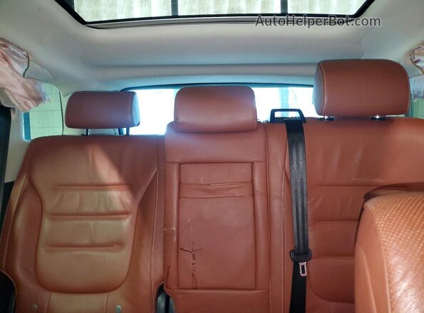 WVGEF9BP7GD012700 2016 VOLKSWAGEN TOUAREG White Вид задніх сидінь