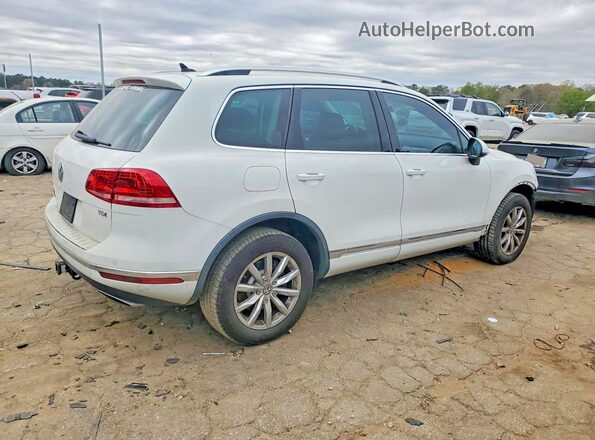 WVGEP9BP6GD002883 2016 VOLKSWAGEN TOUAREG White წინა ხედი
