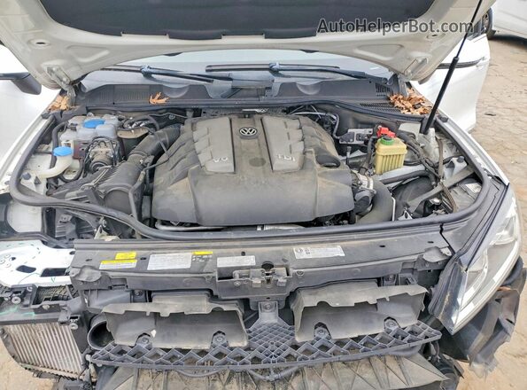 WVGEP9BP6GD002883 2016 VOLKSWAGEN TOUAREG White 