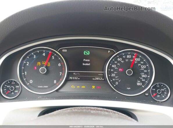 WVGGF7BP7HD005888 2017 VOLKSWAGEN TOUAREG Gray Vista de los asientos traseros