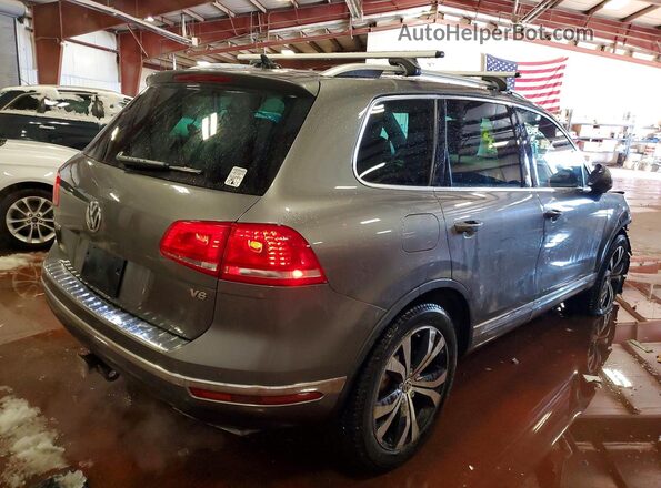 WVGRF7BP1HD002736 2017 VOLKSWAGEN TOUAREG Gray 