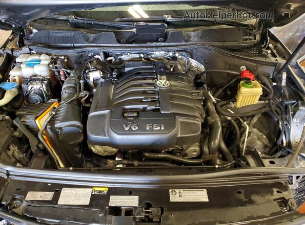 WVGRF7BP1HD002736 2017 VOLKSWAGEN TOUAREG Gray 