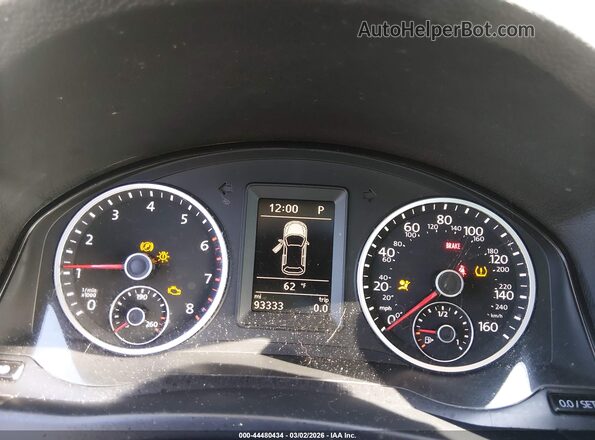 WVGSV7AX2HW505024 2017 VOLKSWAGEN TIGUAN Black უკანა სავარძლების ხედი