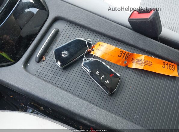 WVGTMPE22NP070680 2022 VOLKSWAGEN ID.4 Gray Widok deski rozdzielczej
