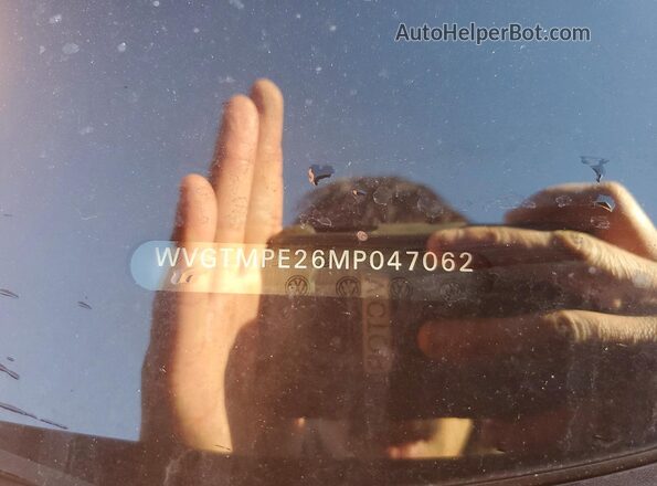 WVGTMPE26MP047062 2021 VOLKSWAGEN ID.4 Black Շարժիչի բաժամունքի տեսք