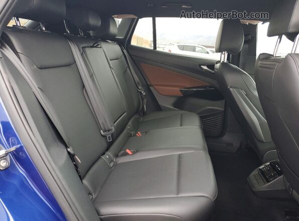 WVGTMPE27MP038192 2021 VOLKSWAGEN ID.4 Blue Вид задньої частини салону
