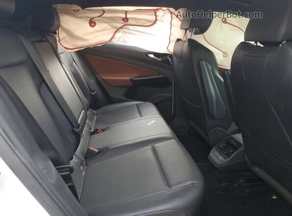 WVGTMPE29MP047878 2021 VOLKSWAGEN ID.4 White Вид задньої частини салону
