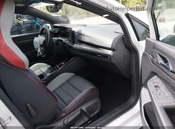 WVW3A7CD1PW166570 2023 VOLKSWAGEN GOLF White წინა სალონის ხედი