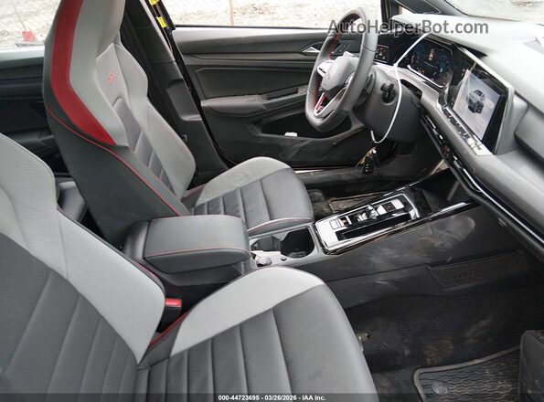 WVW3A7CD1RW160139 2024 VOLKSWAGEN GOLF Black Widok wnętrza z przodu