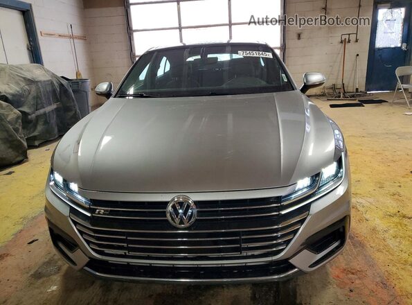 WVWHR7AN3LE018821 2020 VOLKSWAGEN ARTEON Silver Widok z przodu