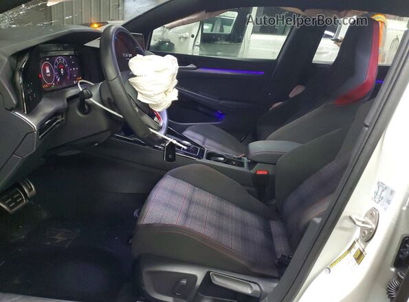 WVWLA7CD3SW239897 2025 VOLKSWAGEN GTI Белый Вид салона спереди