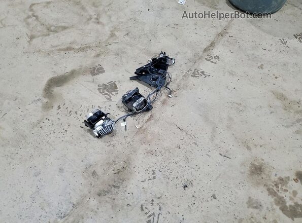 WVWN87CD8NW124348 2022 VOLKSWAGEN GTI Черный Вид подкапотного пространства