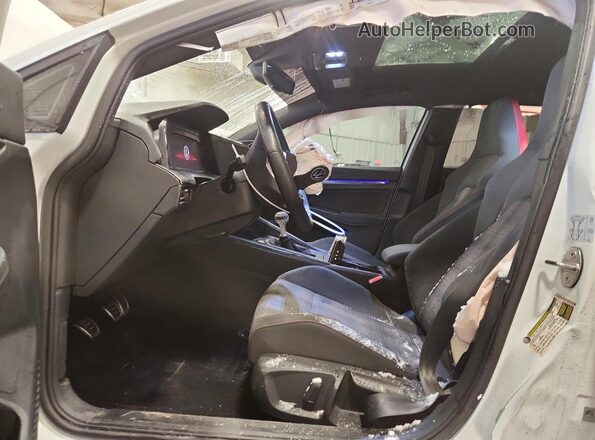 WVWS87CDXNW221053 2022 VOLKSWAGEN GTI White Front interior view