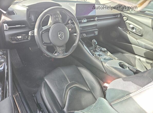 WZ1DB0C02NW046670 2022 TOYOTA GR Black წინა პანელის ხედი