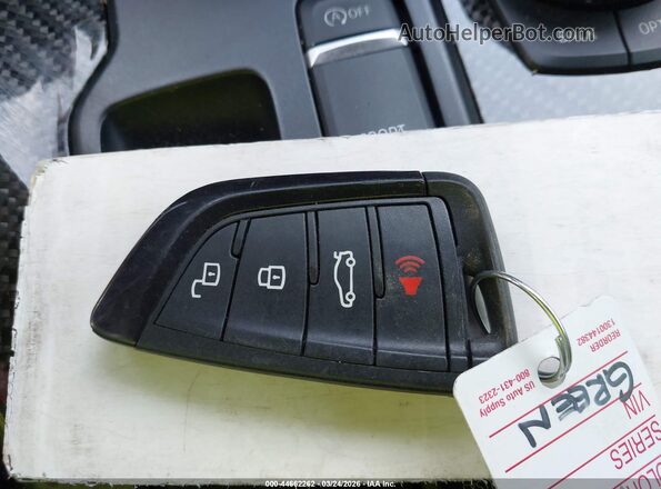 WZ1DB0C04MW034910 2021 TOYOTA GR SUPRA Red Vista del salpicadero
