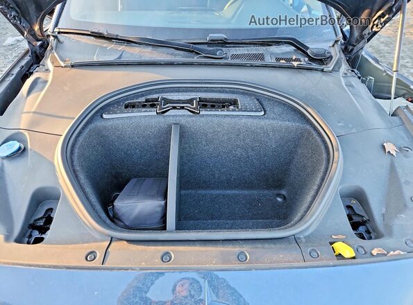 YSMFD3KA9RL229072 2024 POLESTAR 2 Blue Vista interior trasera