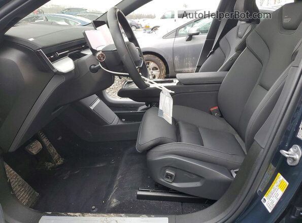 YSREA3YB9SB001079 2025 POLESTAR 3 Синий Вид салона спереди