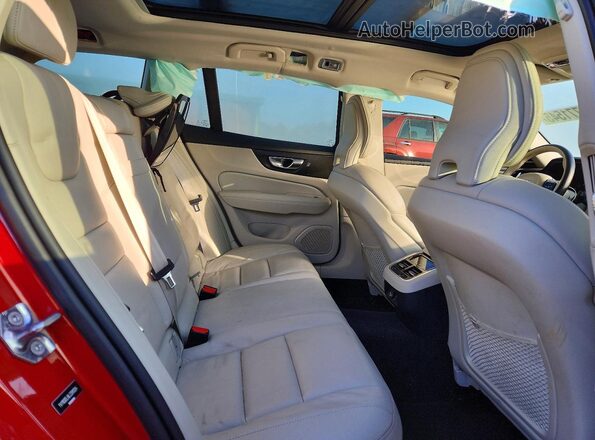 YV1102EL8L2391324 2020 VOLVO V60 Red Հետևի նստատեղերի տեսք