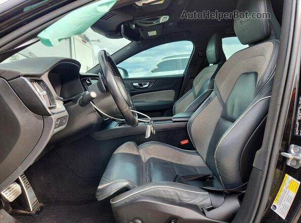 YV1102EM4L2380748 2020 VOLVO V60 Черный Вид салона спереди