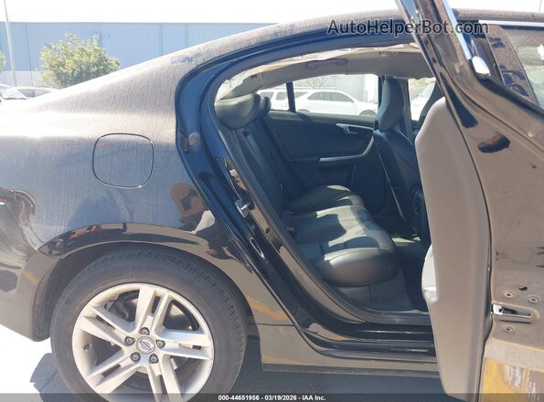 YV126MFKXG1392877 2016 VOLVO S60 Black VIN sticker view