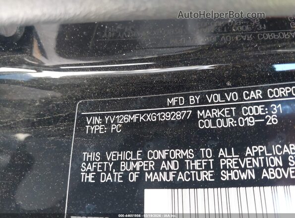 YV126MFKXG1392877 2016 VOLVO S60 Black Engine compartment view