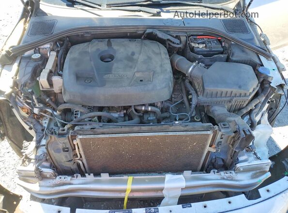 YV140MEK4G1291863 2016 VOLVO V60 Silver Vista del compartimento del motor