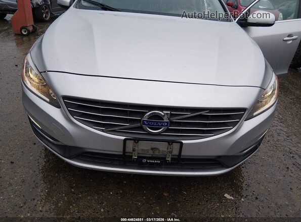 YV140MEKXG1290426 2016 VOLVO V60 Silver წინა ხედი