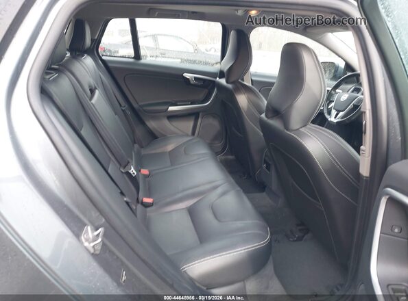 YV140MEL3J2379085 2018 VOLVO V60 Blue VIN sticker view