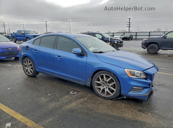 YV149MTS7H2438651 2017 VOLVO S60 Blue Delantero derecho