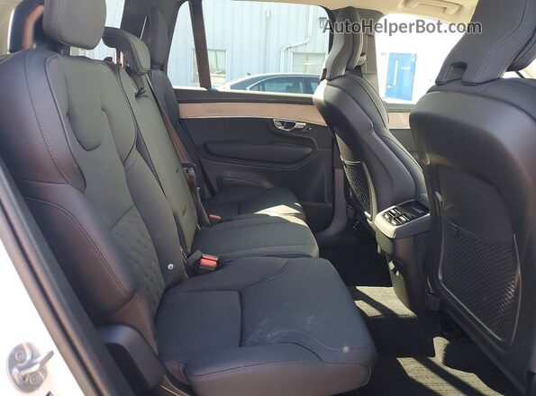 YV4062PA1S1370778 2025 VOLVO XC90 Белый Вид задней части салона